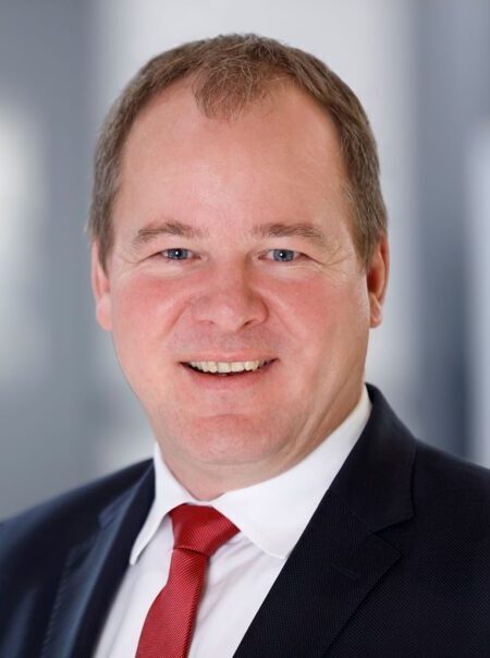 Bernd Hilgarth
Geschäftsführer Vertrieb, CHIRON-WERKE GmbH & Co. KG